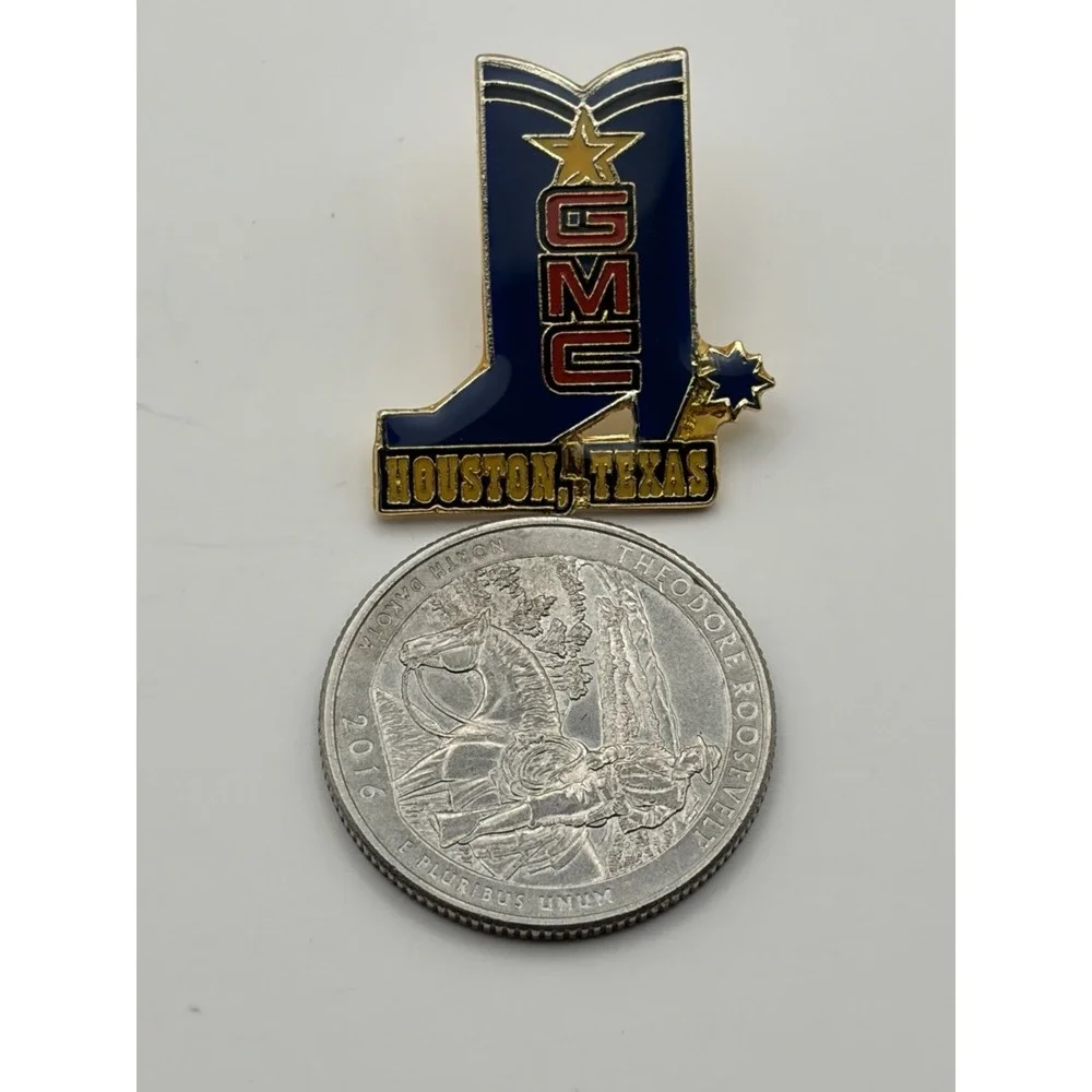 GMC Houston Texas General Motors Trucks Cowboy Boot Spur Western‎ Lapel Hat Pin